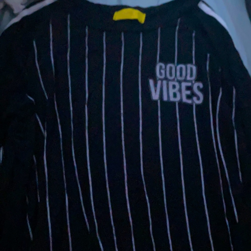Good vibes long sleeve